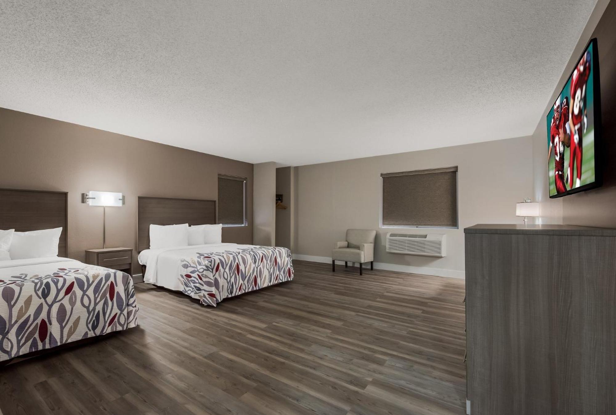 Red Roof Inn & Suites Vineland - Buena Zewnętrze zdjęcie